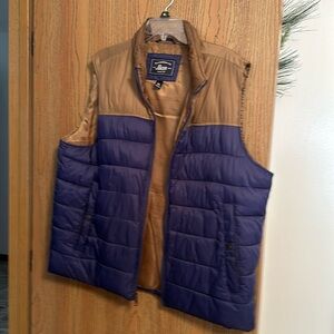 Men’s puffer vest